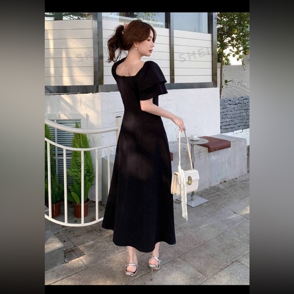 DAZY Puff Sleeves Square Neck Black Midi Dress size Medium - Picture 3 of 5